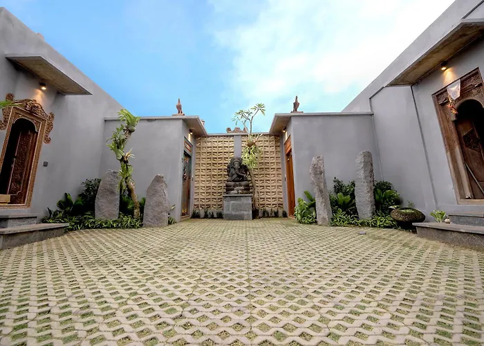 Lanturan Villa